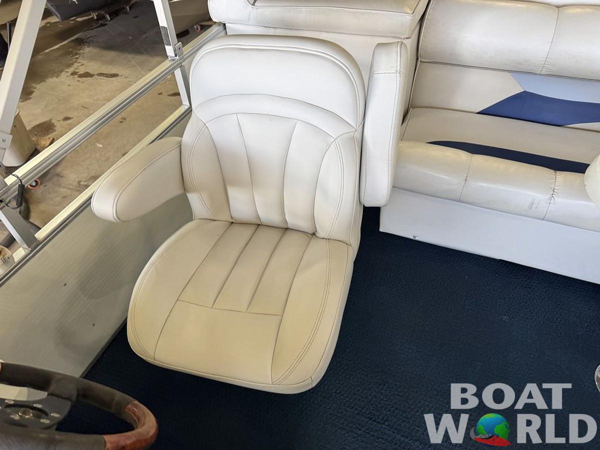 Used 2006 Weeres SunDeck 220 Pontoon