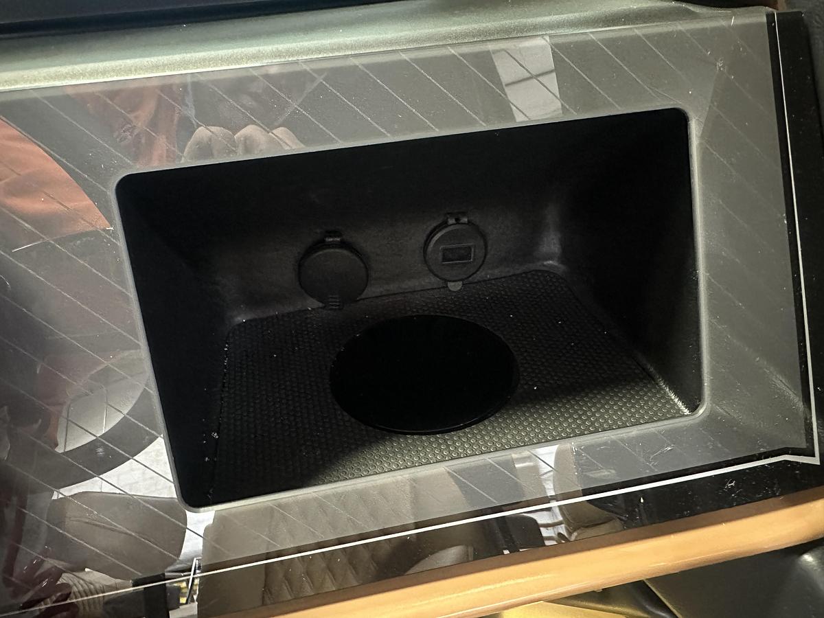 2025 Tahoe Pontoons Grand Tahoe 2585 Quad Lounge Windshield Tritoon & Mercury 400HP V10