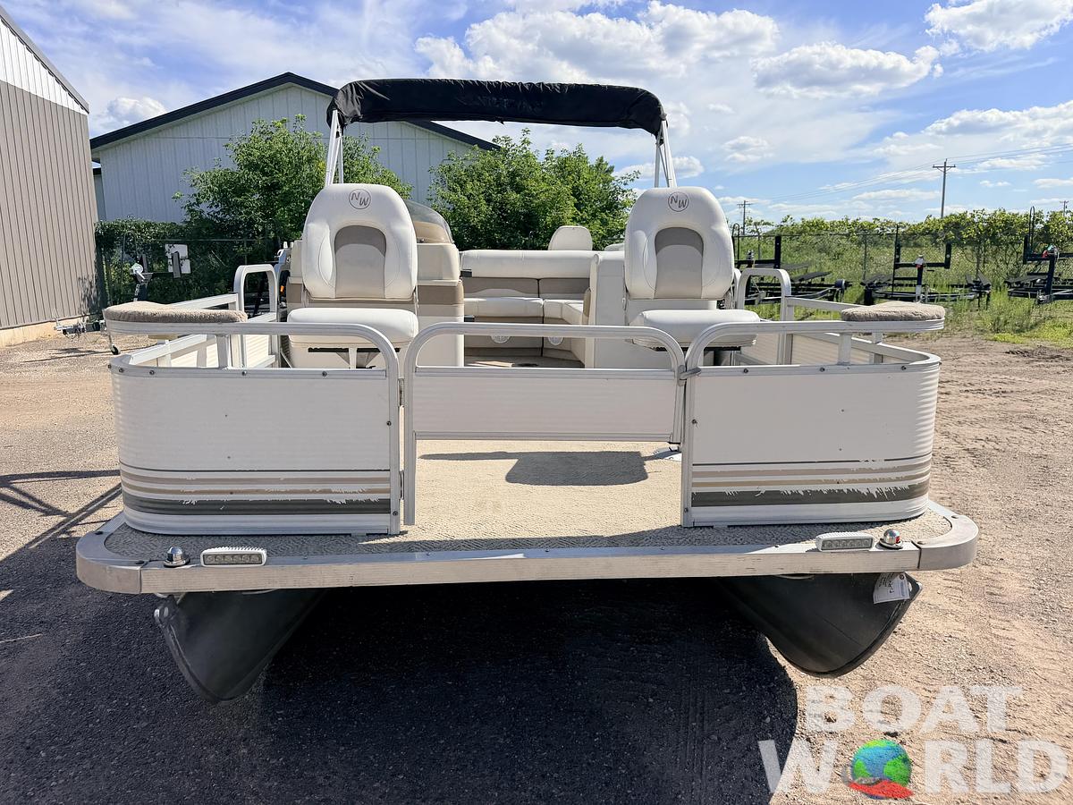 Used 2002 Northwoods 2223 Escapade & 40HP Mercury Bigfoot 4Stroke -$13,995