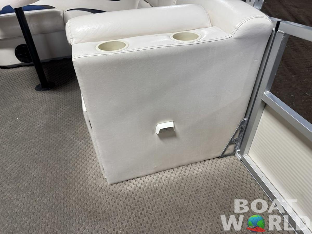 Used 2005 Misty Harbor Boats 2285 GM Pontoon