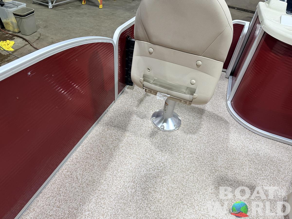 Used 2016 Weeres 200 Allure Fish Pontoon