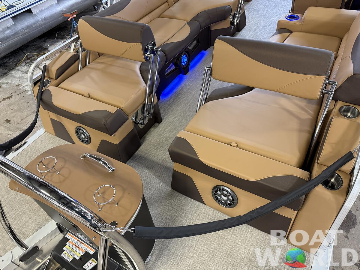 2025 Tahoe Pontoons LTZ 2385 Quad Lounge Shift Flip Tritoon & Honda 4-Stroke EFI