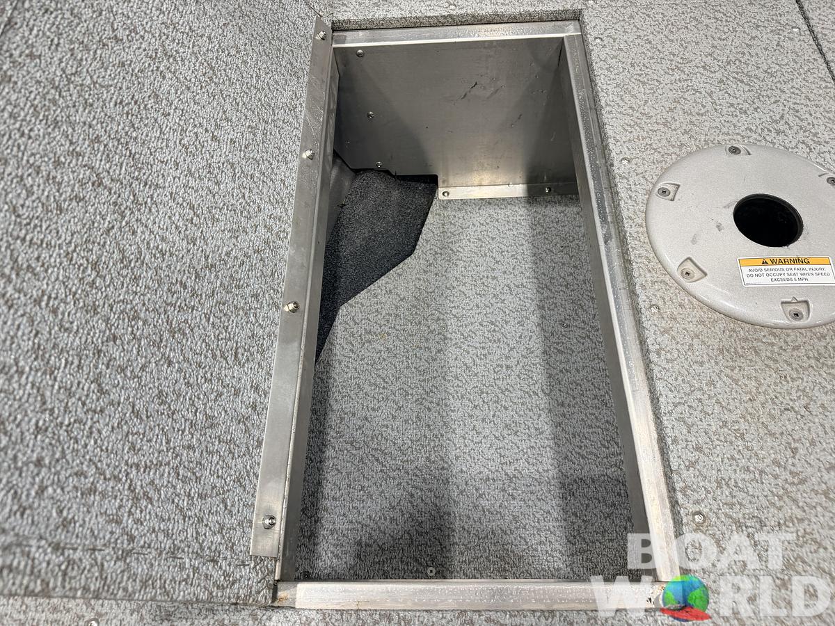 Used 2021 Crestliner 1650 Discovery Aluminum Fishing Boat - $13,995