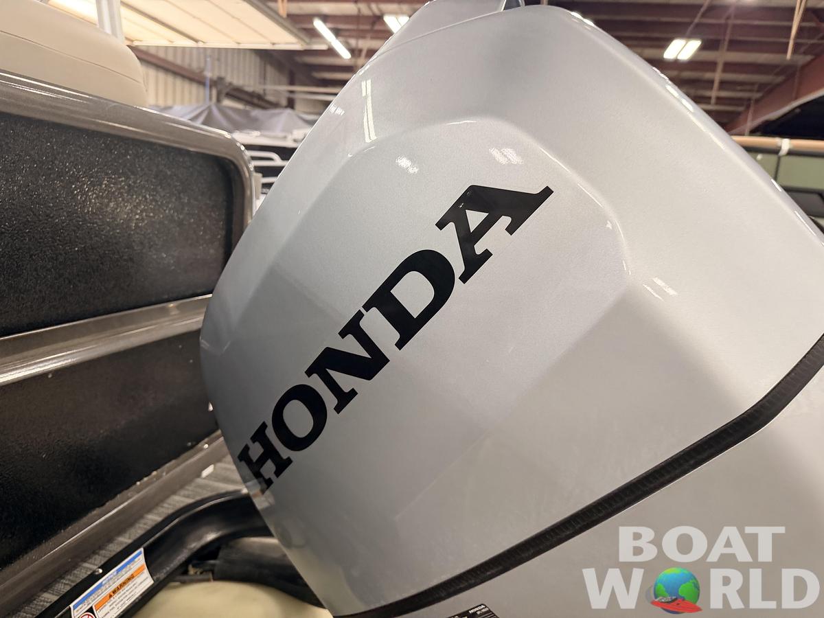 Used 2020 Premier 220 SunSation & 100HP Honda 4Stroke - $29,995