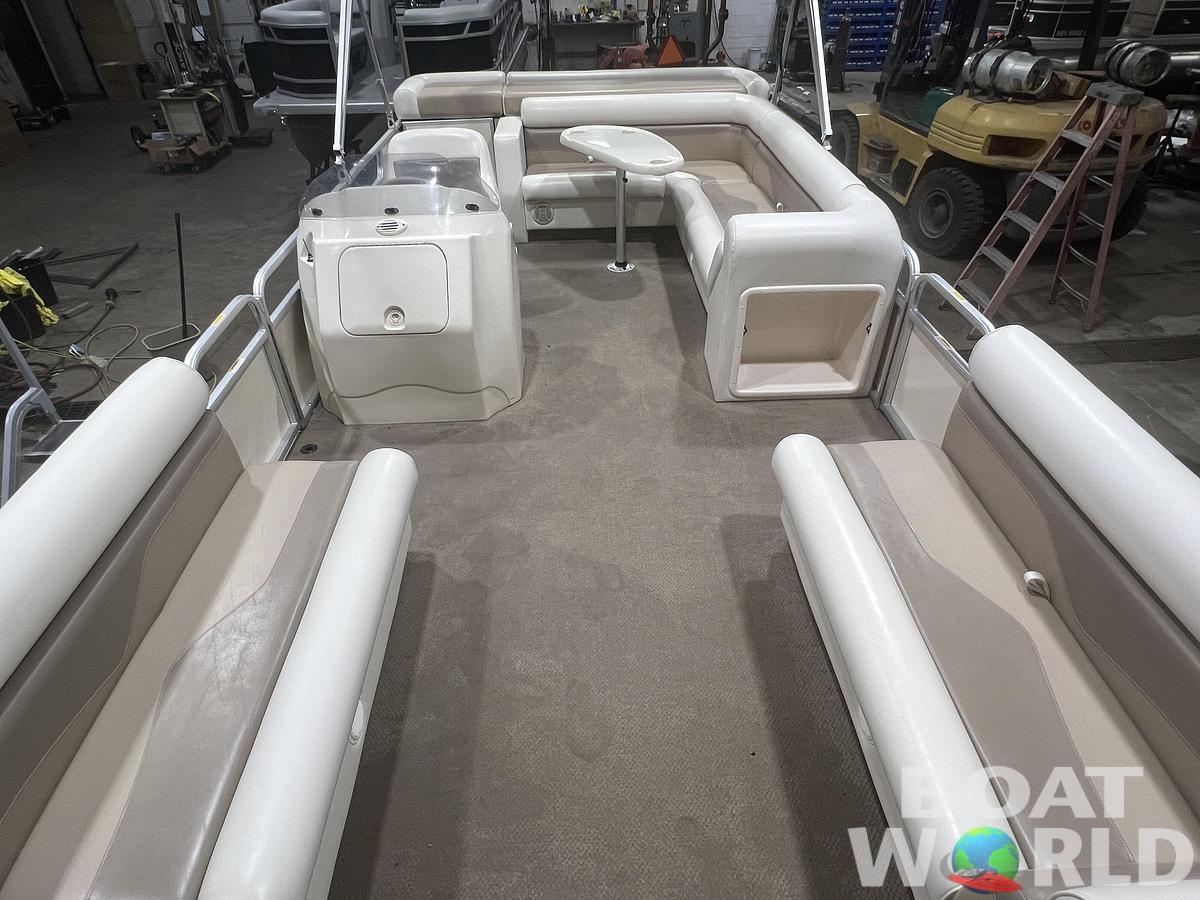 Used 2005 Sweetwater Tuscany 2286 & 40HP Yamaha 4Stroke -$12,995