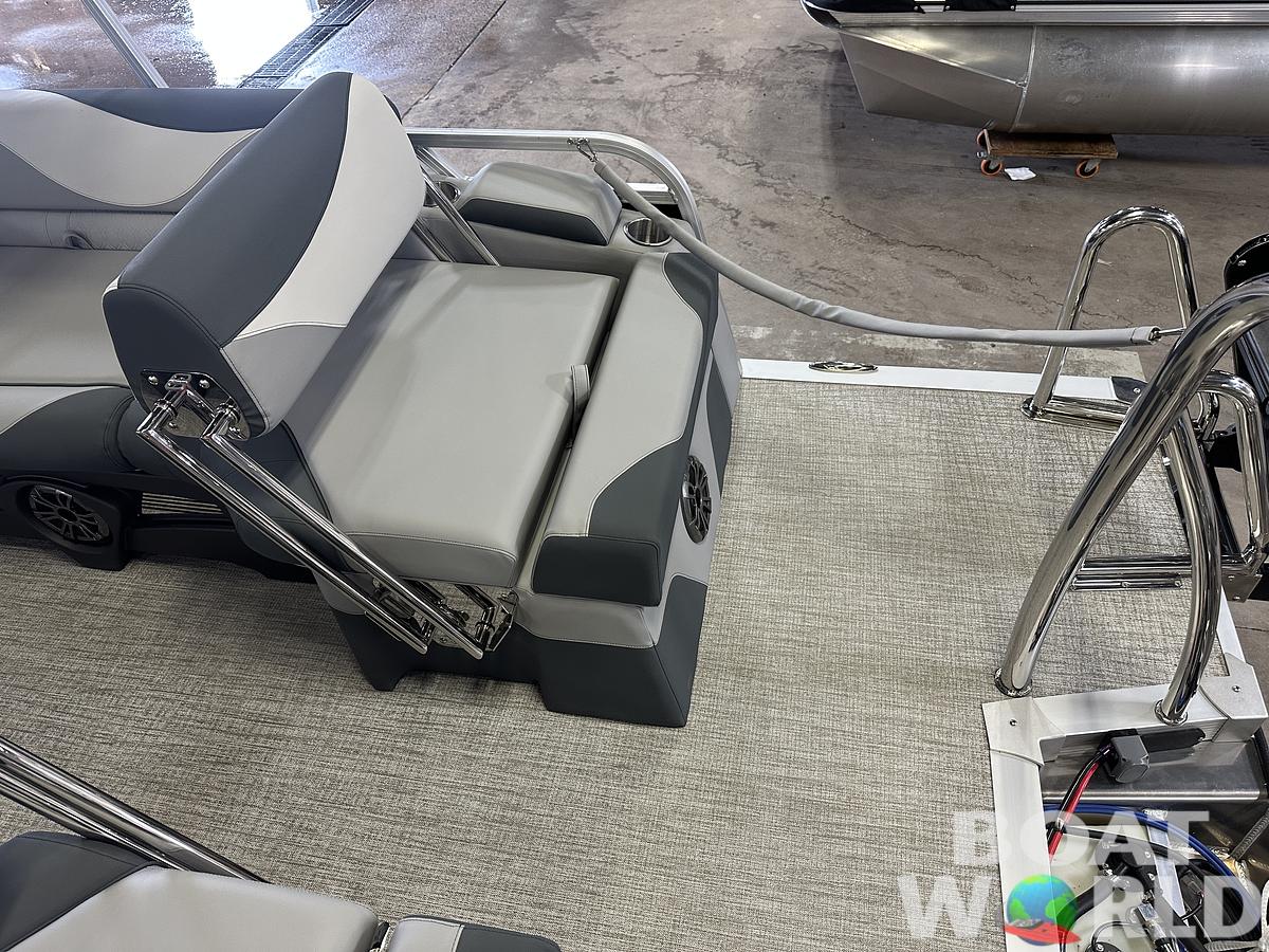 2025 Tahoe Pontoons LTZ 2385 Quad Lounge Shift Flip & Honda 4-Stroke EFI