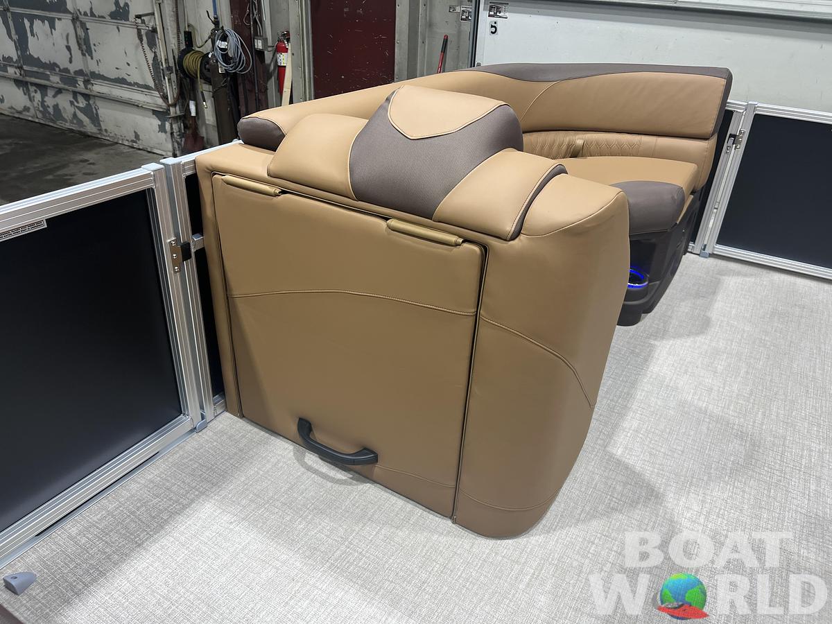 2026 Tahoe Pontoons LTZ 2385 Entertainer Tritoon