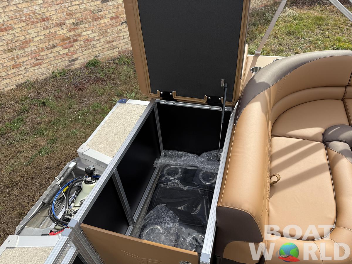 2026 Tahoe LTZ 2185 Cruise Pontoon