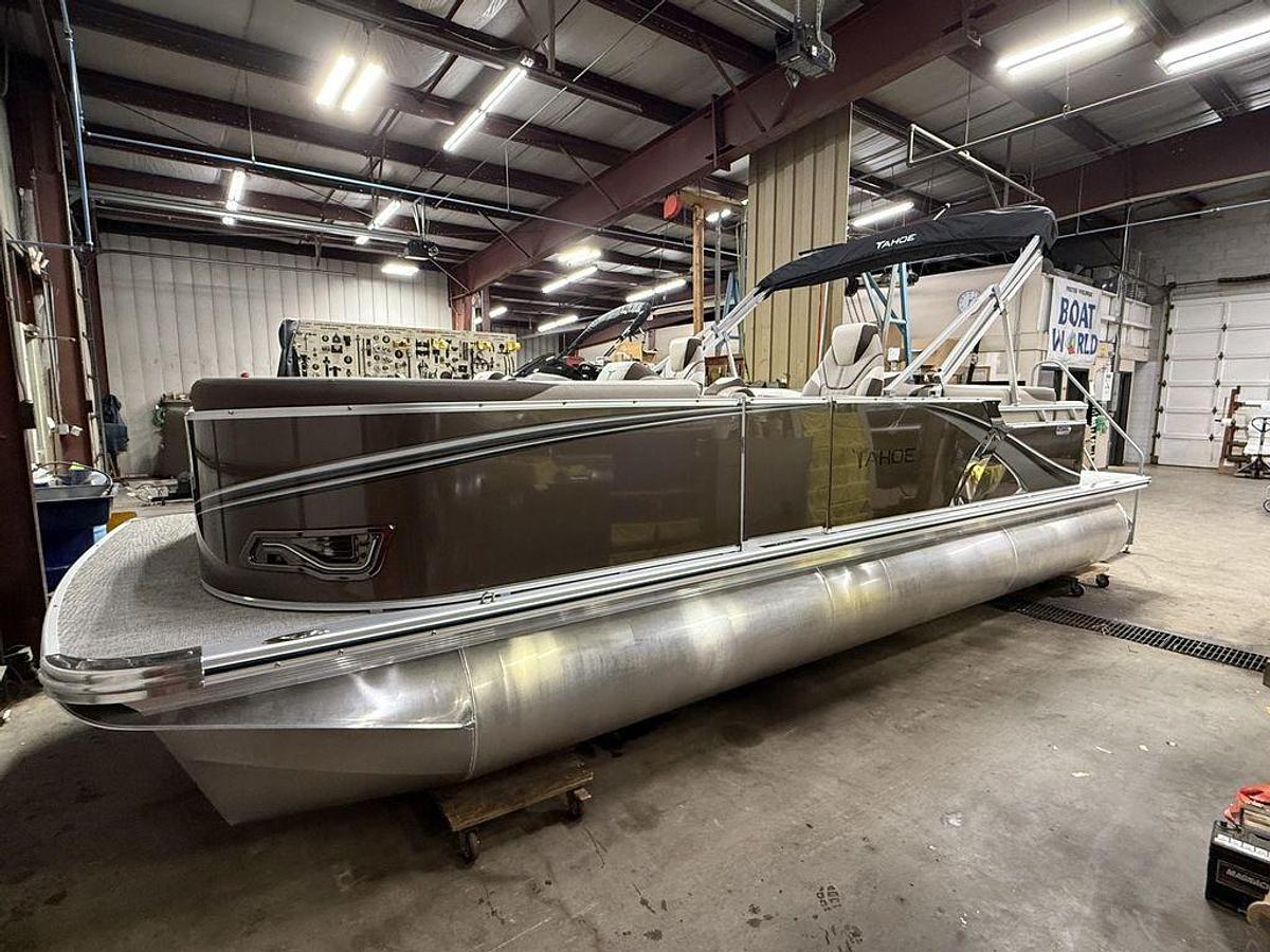 2025 Tahoe Pontoons LTZ 2385 Quad Lounge & Honda 4-Stroke EFI