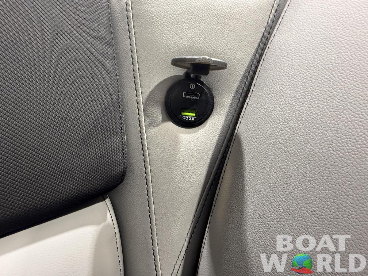 2026 Tahoe Sport VRB 2385 Swingback & 4-Stroke $34995