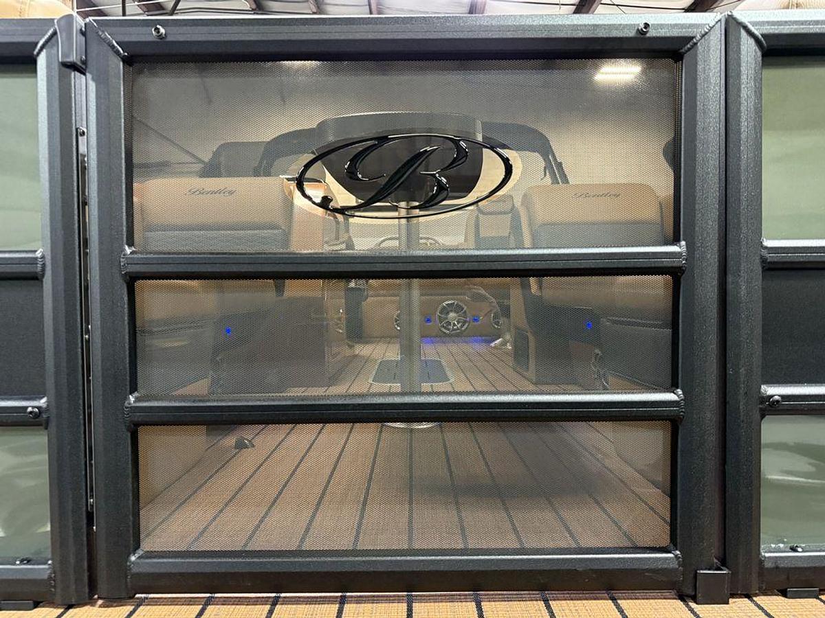 2025 Bentley Pontoons Elite 223 Swingback Tritoon & Honda 4-Stroke EFI