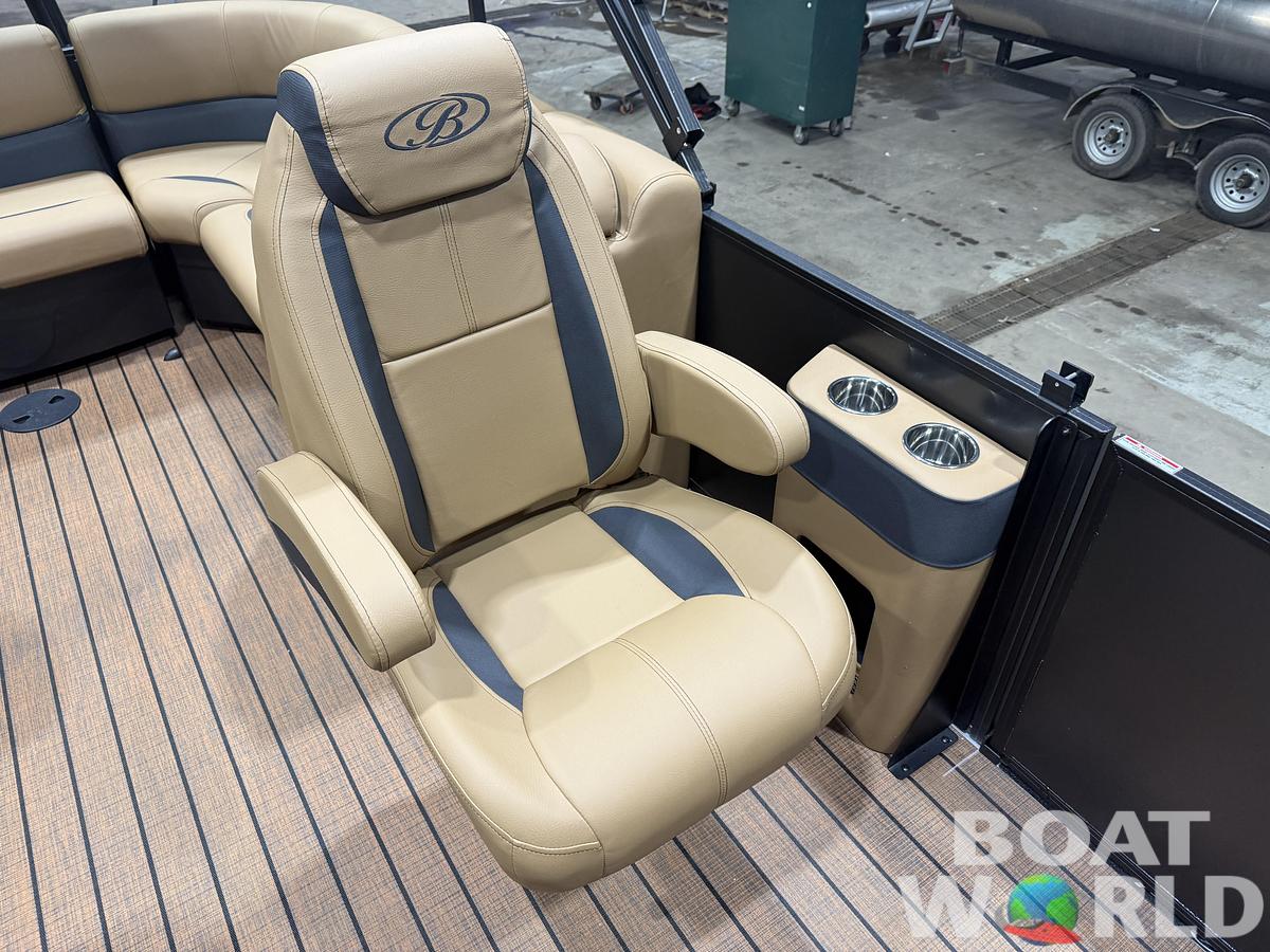 2027 Bentley Legacy 220 Navigator Quad Lounge Pontoon $43995