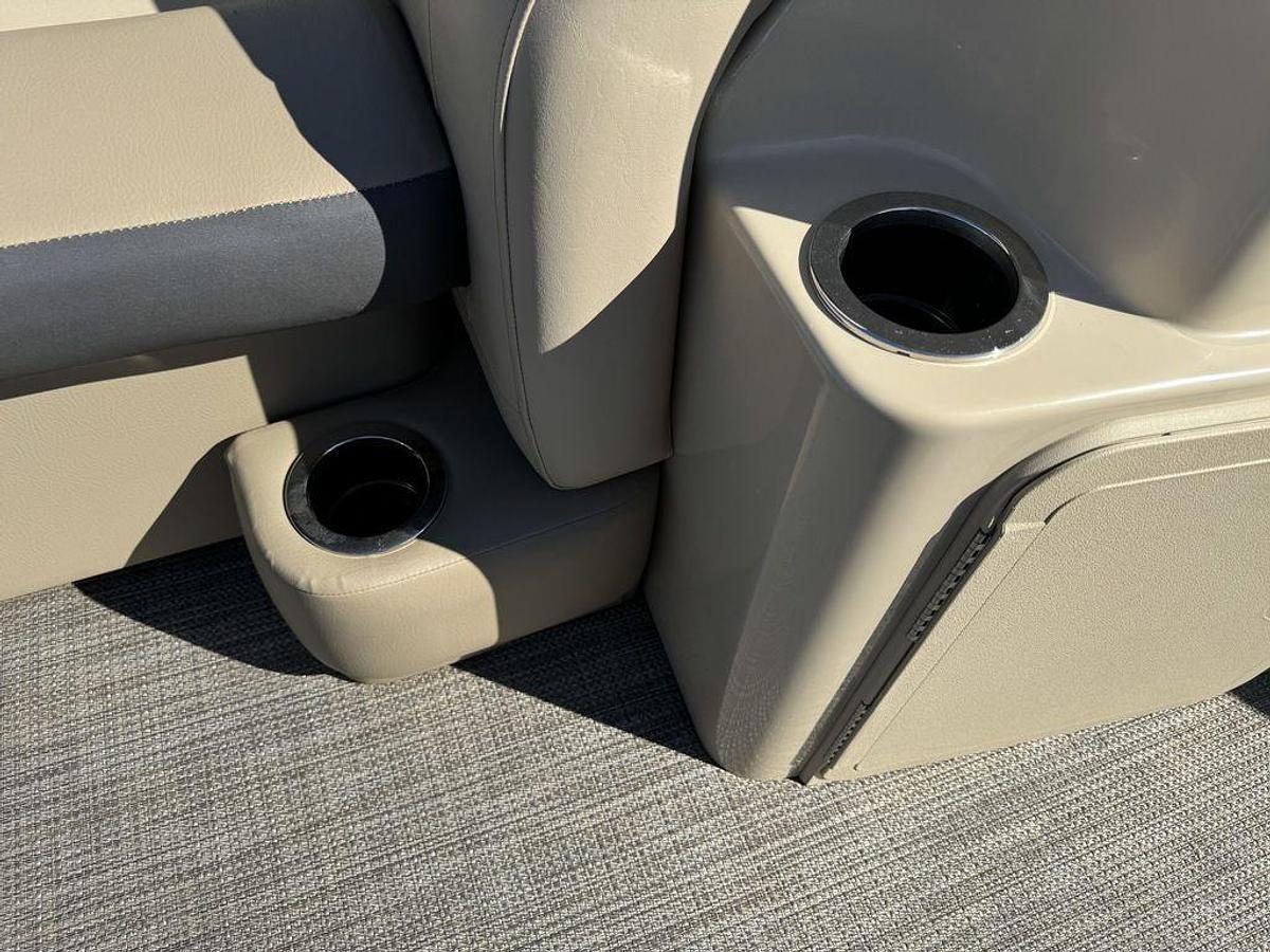 Used 2020 Sweetwater SW 2086 Cruise Pontoon with 70HP Yamaha 4-S EFI