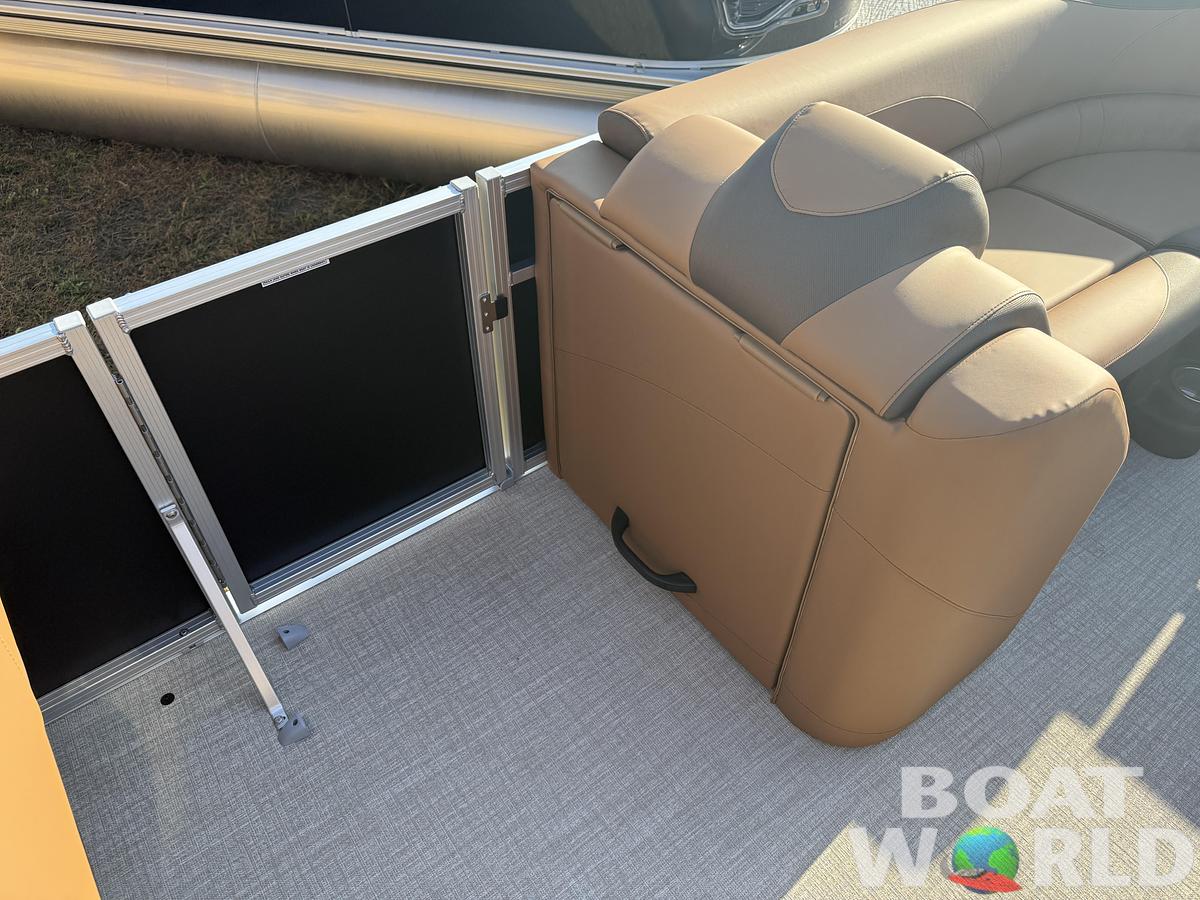 2025 Tahoe Pontoons LTZ 2385 Entertainer