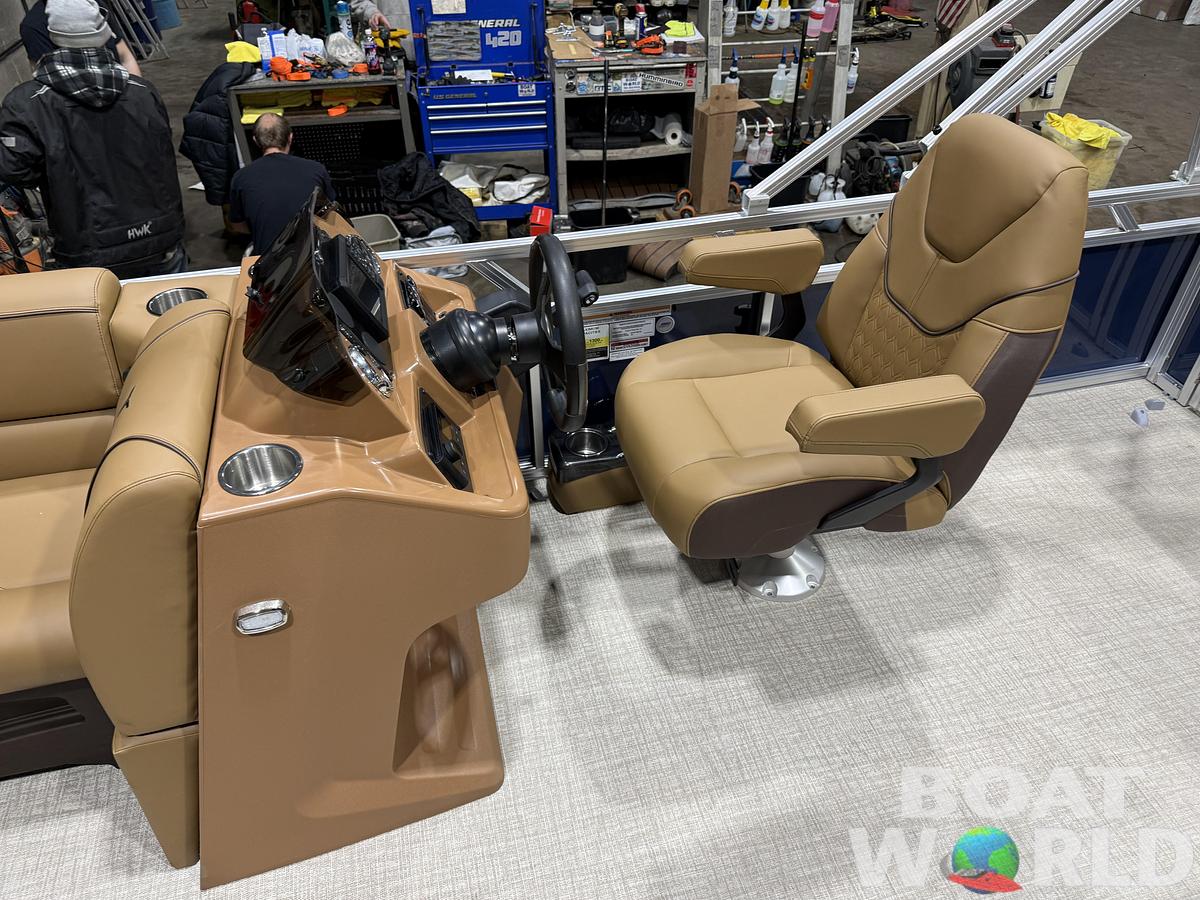 2026 Tahoe Pontoons Sport 2180 Swingback (VRB) 