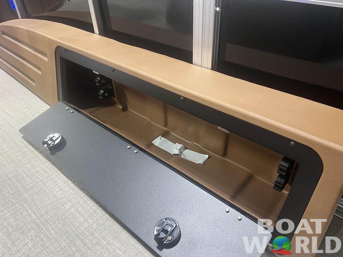 2026 Tahoe Pontoons Sport 2385 Center Console Fish Tritoon