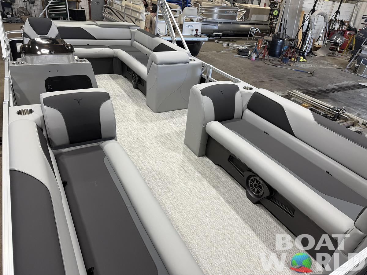 2027 Tahoe Sport 2380 Cruise & 4-Stroke $31995