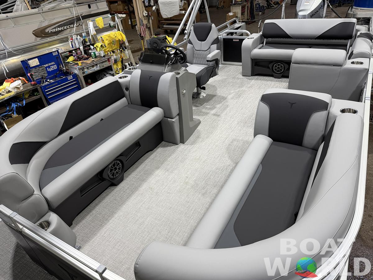 2027 Tahoe Sport VRB 2385 Swingback SE & 140HP $41995