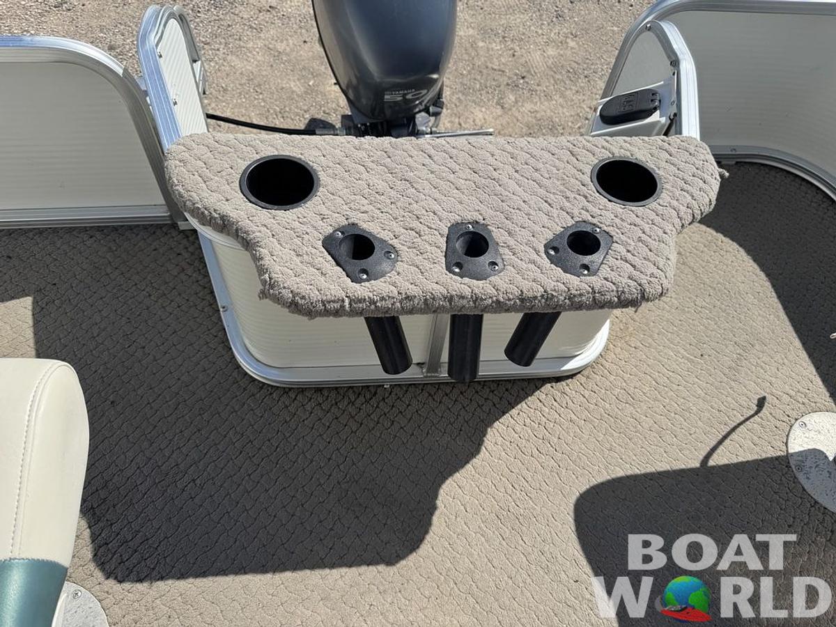 Used 2005 Lowe SunCruiser Trinidad 204