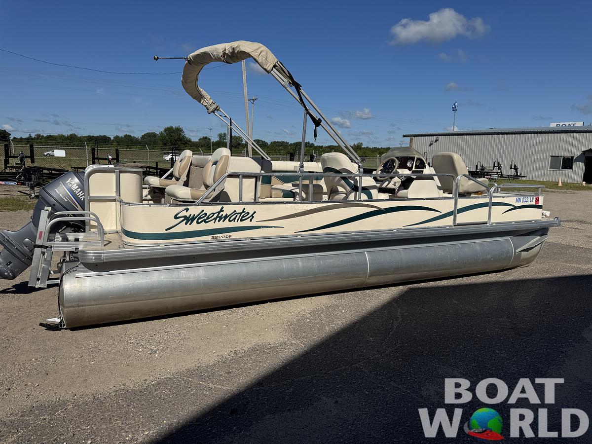 Used 2004 Sweetwater 2222 DF Pontoon
