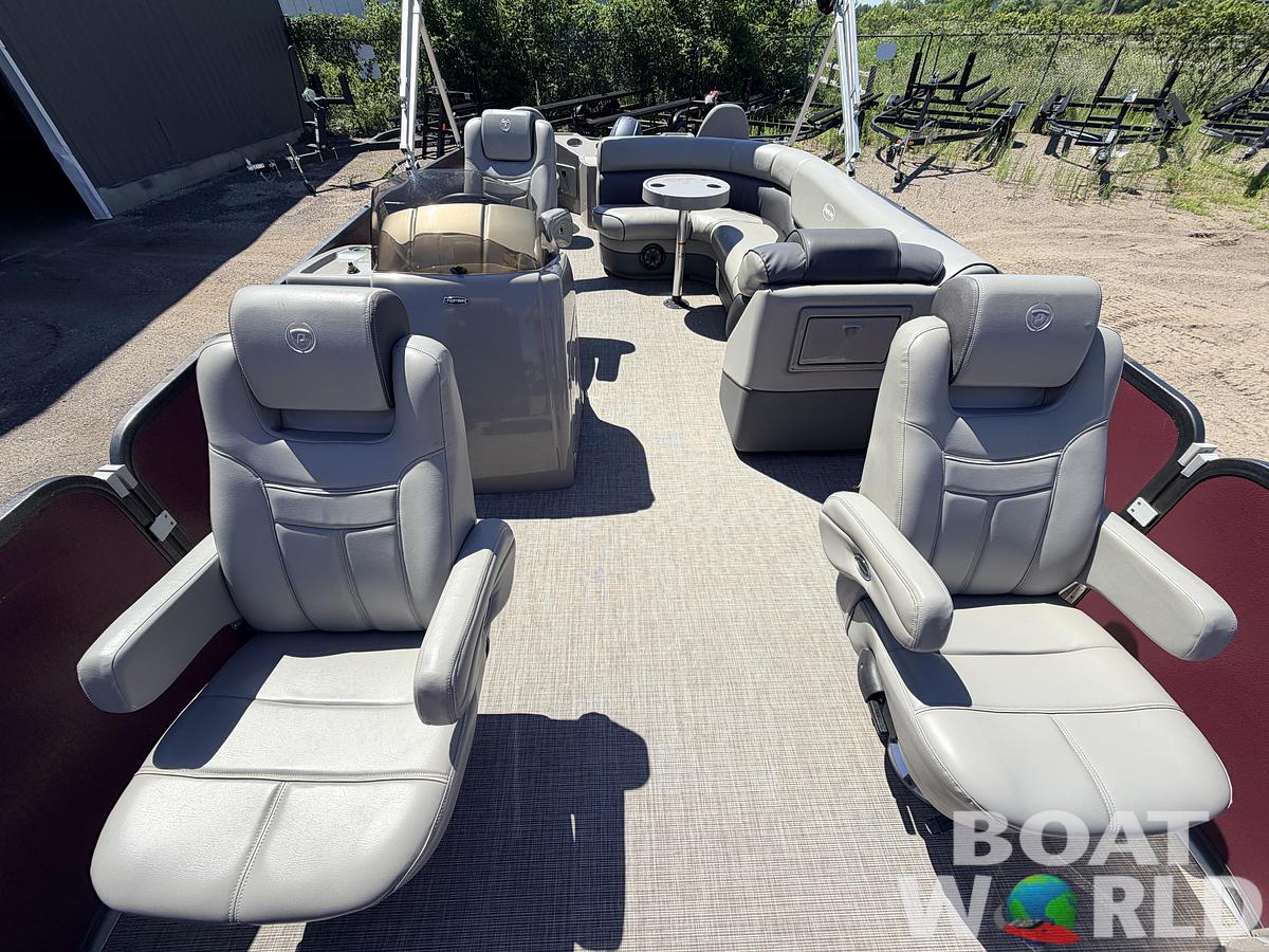 Used 2016 Premier 220 Explorer