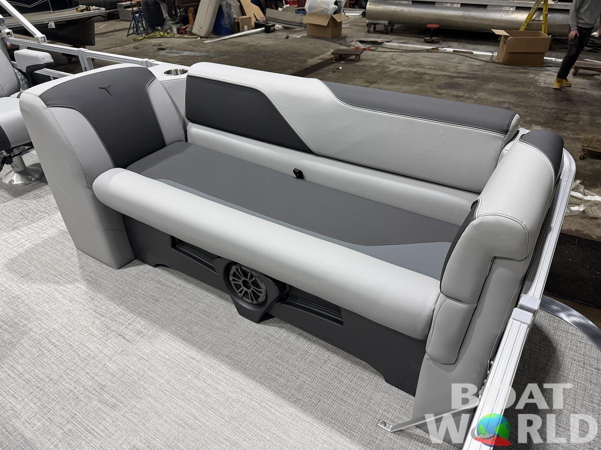 2026 Tahoe Pontoons Sport 2180 Quad Lounge