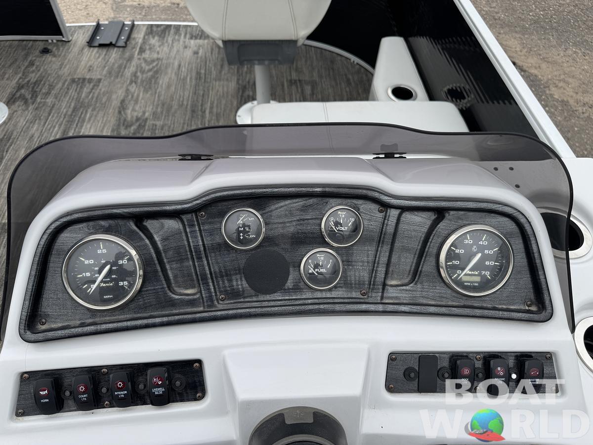 Used 2021 Sweetwater  2086 FX Pontoon