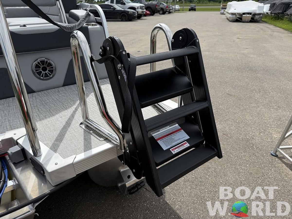 2025 Tahoe Pontoons LTZ 2385 Quad Lounge Shift Flip & Honda 4-Stroke EFI