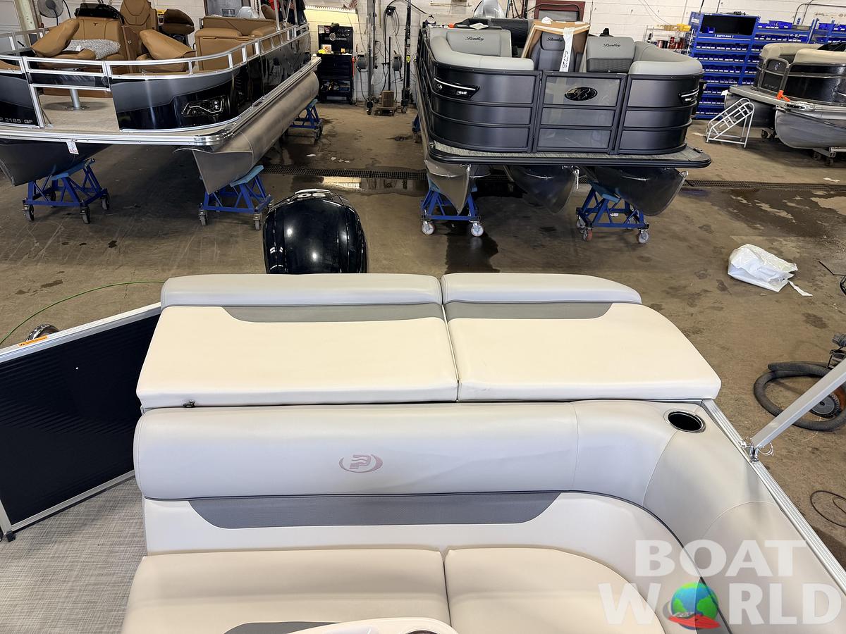 Used 2021 Princecraft 21 Sportfisher 2RS Pontoon & 90HP Mercury 4-Stroke -$27,995