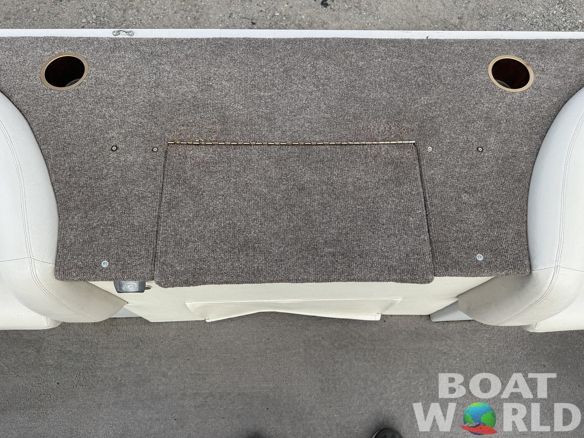 Used 1999 Crestliner 2485 LSI