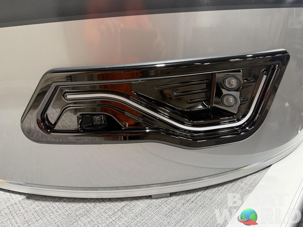 2026 Tahoe Pontoons Sport 2185 Swingback (VRB) 