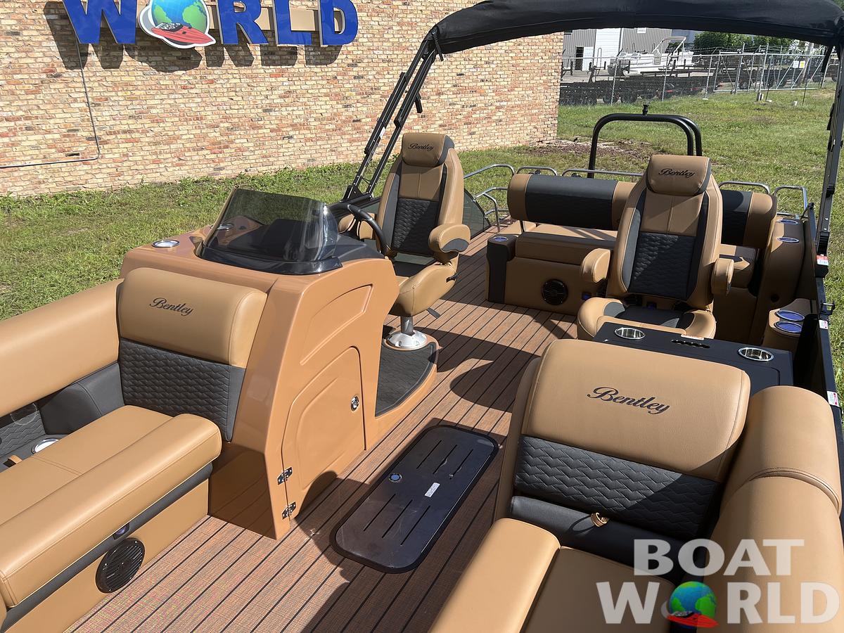 2026 Bentley Pontoons Elite 223 Swingback Tritoon