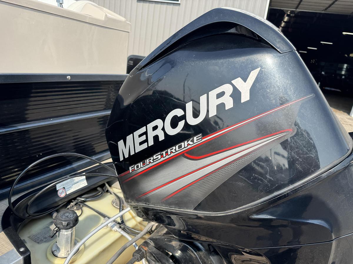 Used 2017 Palm Beach Cast Master 200 Pontoon WITH Sea Legs