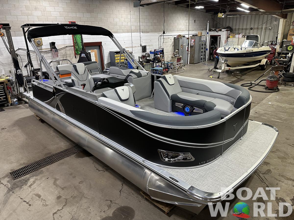 2025 Tahoe Pontoons LTZ 2385 (CRB) Cruise Rear Bench Tritoon & Honda 4-Stroke EFI