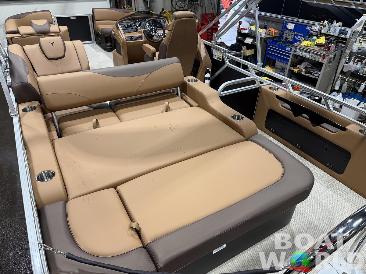 2027 Tahoe LTZ 2385 VRB SE Swingback Pontoon $42995