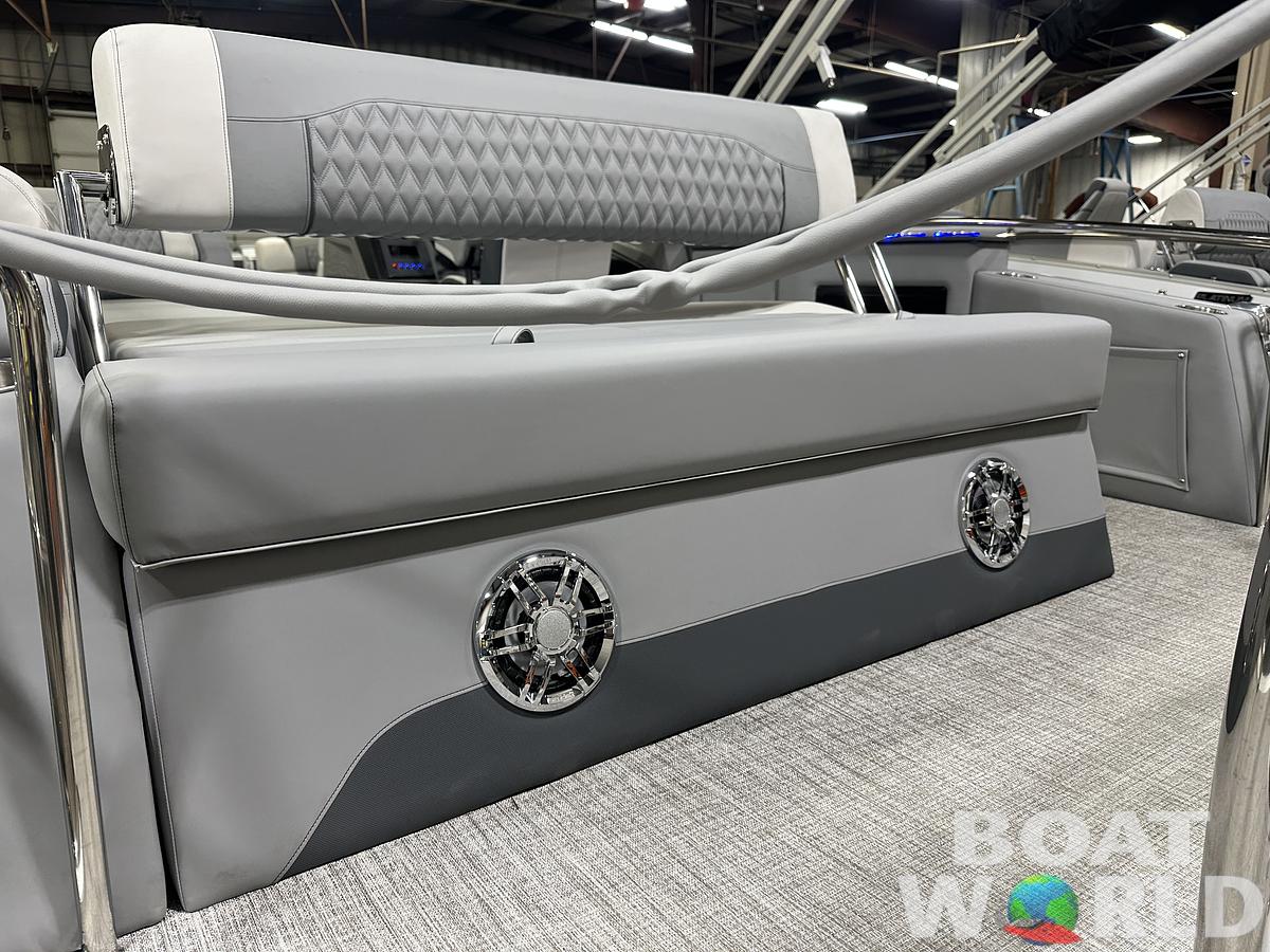 2025 Tahoe Pontoons Cascade 2385 Cruise Rear Bench (CRB) Tritoon & Honda 4-Stroke EFI