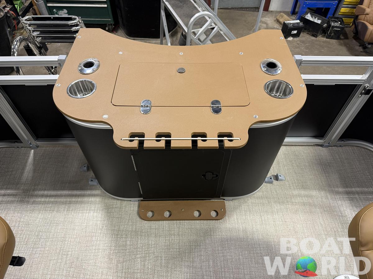 2026 Tahoe Pontoons Sport 2185 Rear Fish