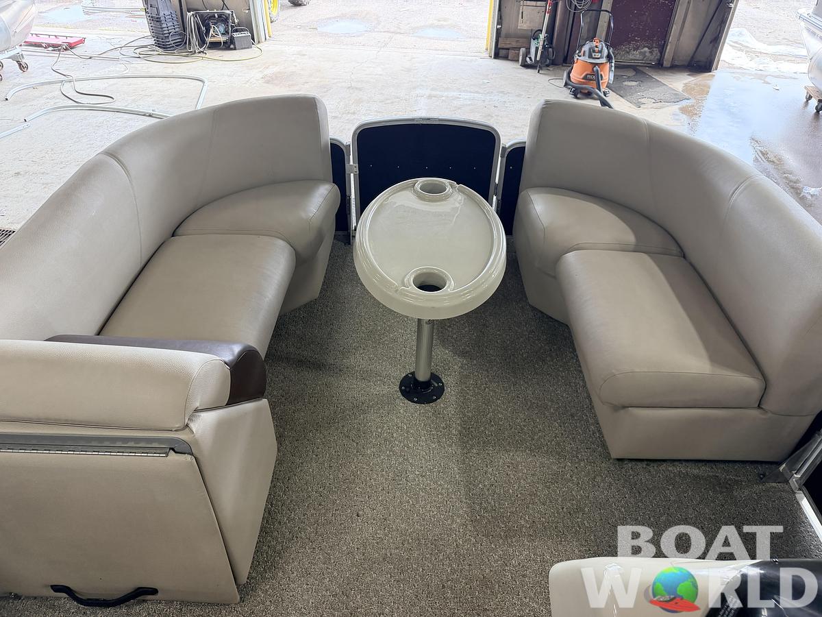 Used 2016 Weeres 220 Legacy & 90HP Yamaha 4Stroke -$19,995