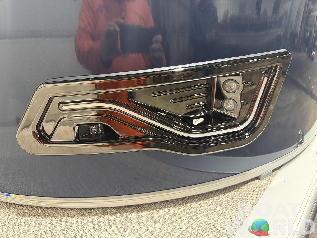 2026 Tahoe Pontoons LTZ 1985 Cruise Rear Bench (CRB) 