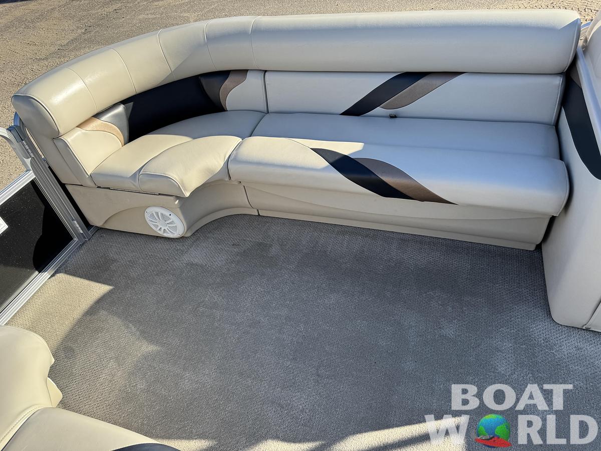 Used 2012 SunChaser Oasis 820 Pontoon