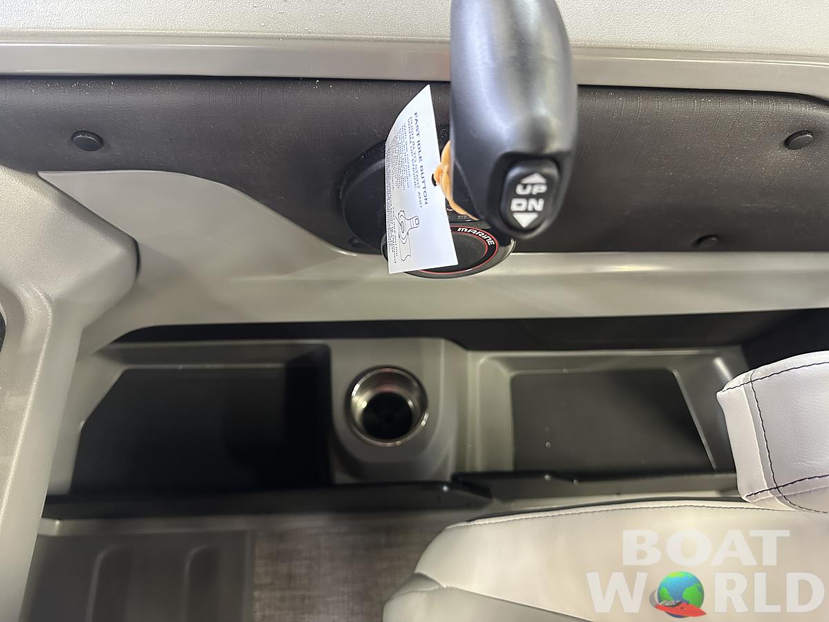 2025 Tahoe Pontoons LTZ 2385 Quad Lounge Shift Flip & Honda 4-Stroke EFI