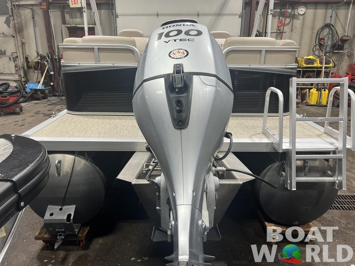 Used 2020 Tahoe Pontoons 2280 Quad Lounge