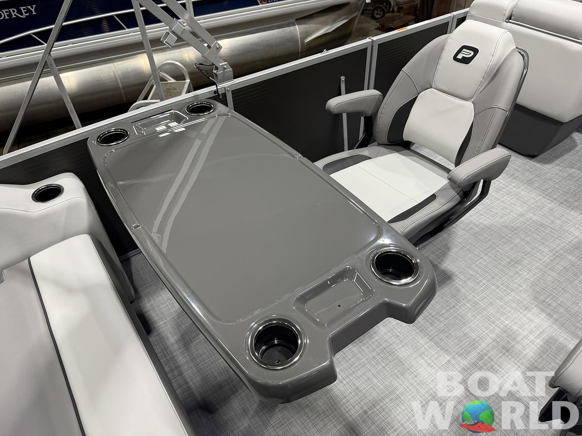 2026 Princecraft Vectra 23 RL SS Swingback Pontoon