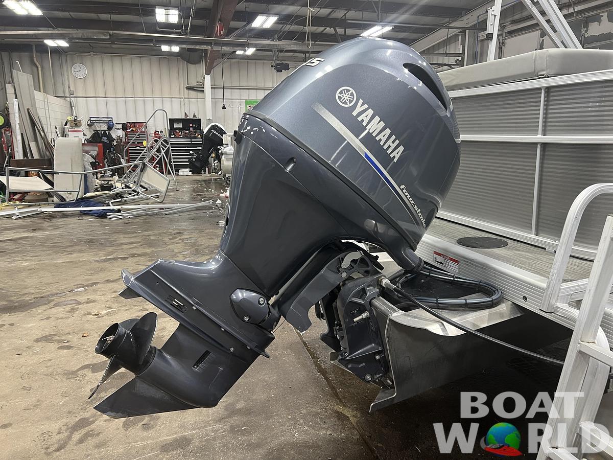 Used 2023 Bennington 21 SLCP Pontoon