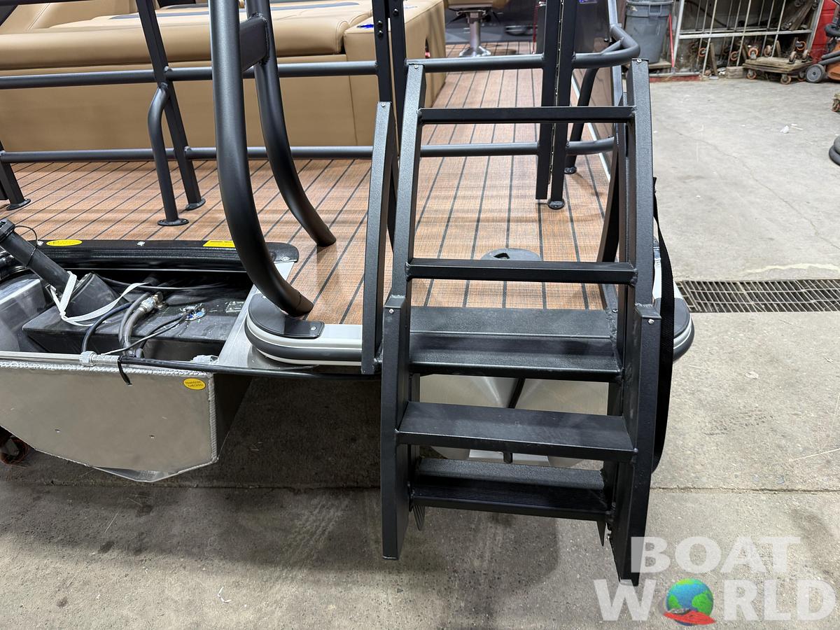 2027 Bentley Legacy 220 Swingback Pontoon & 4-Stroke Outboard $44995