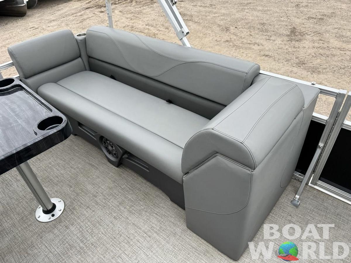 Used 2021 Tahoe Pontoons SLT 18' Quad Lounge & Honda 60HP 4-Stroke EFI