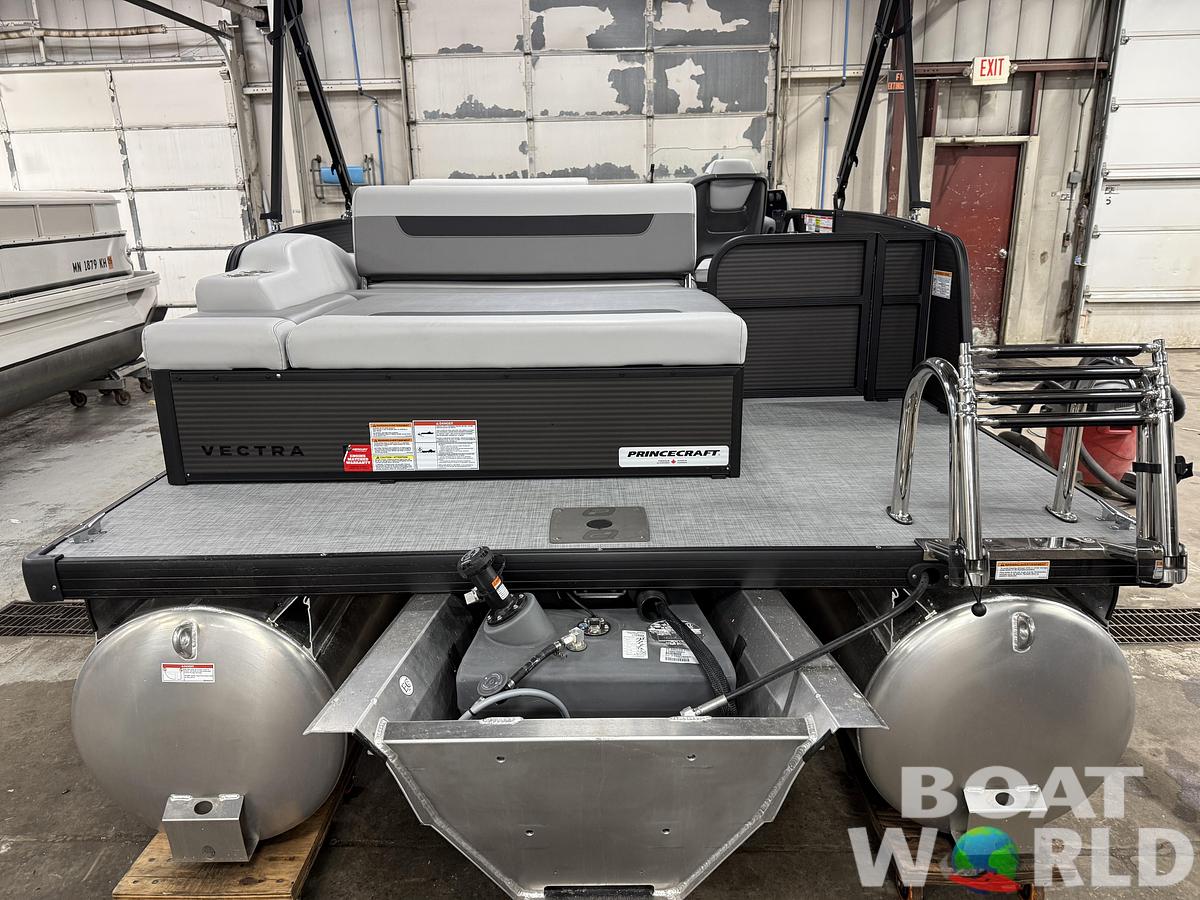 2026 Princecraft Vectra 23 RL Dinette Swingback Pontoon