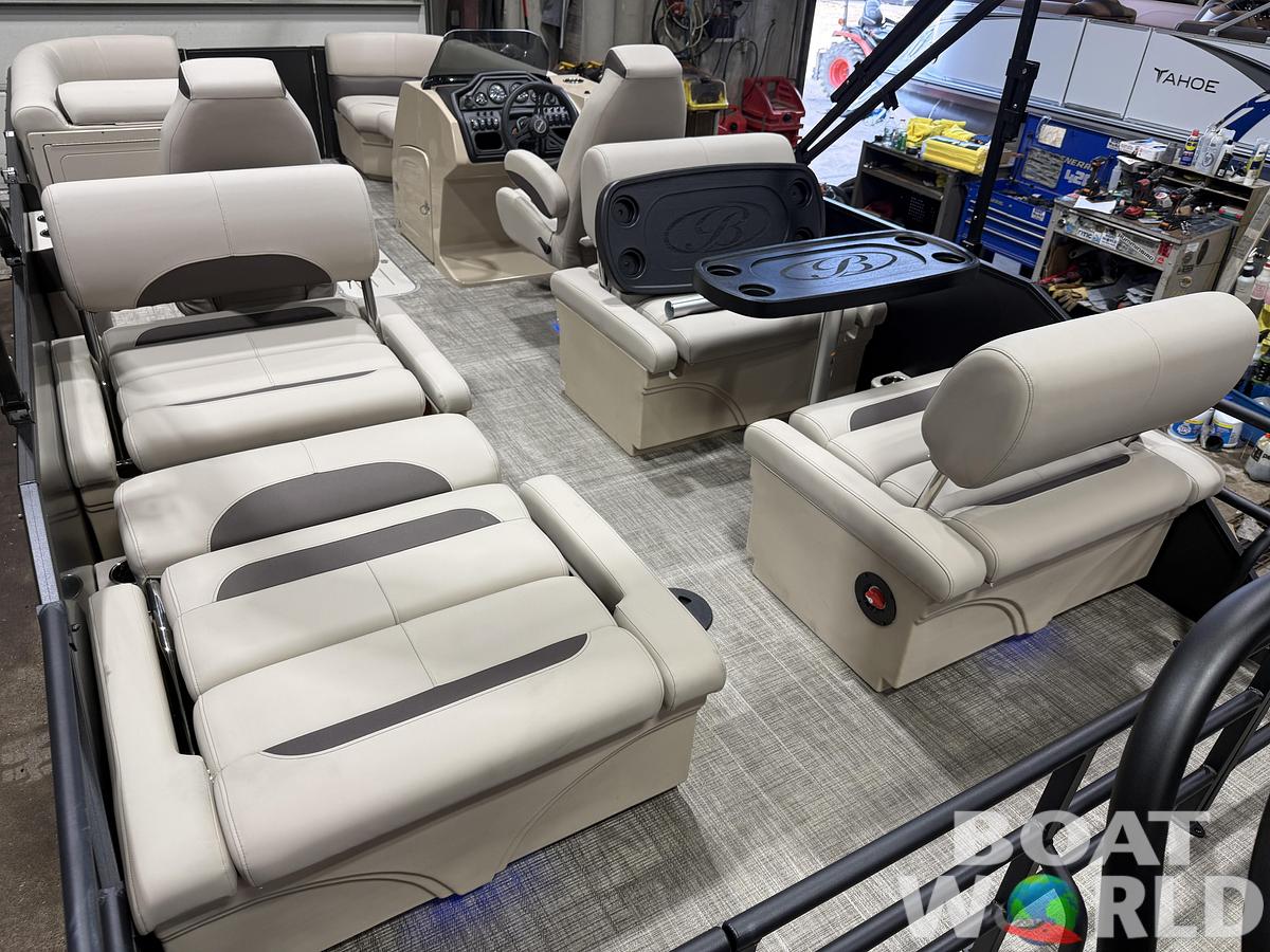 2027 Bentley Legacy 223 QSB Swingback Tritoon $55995