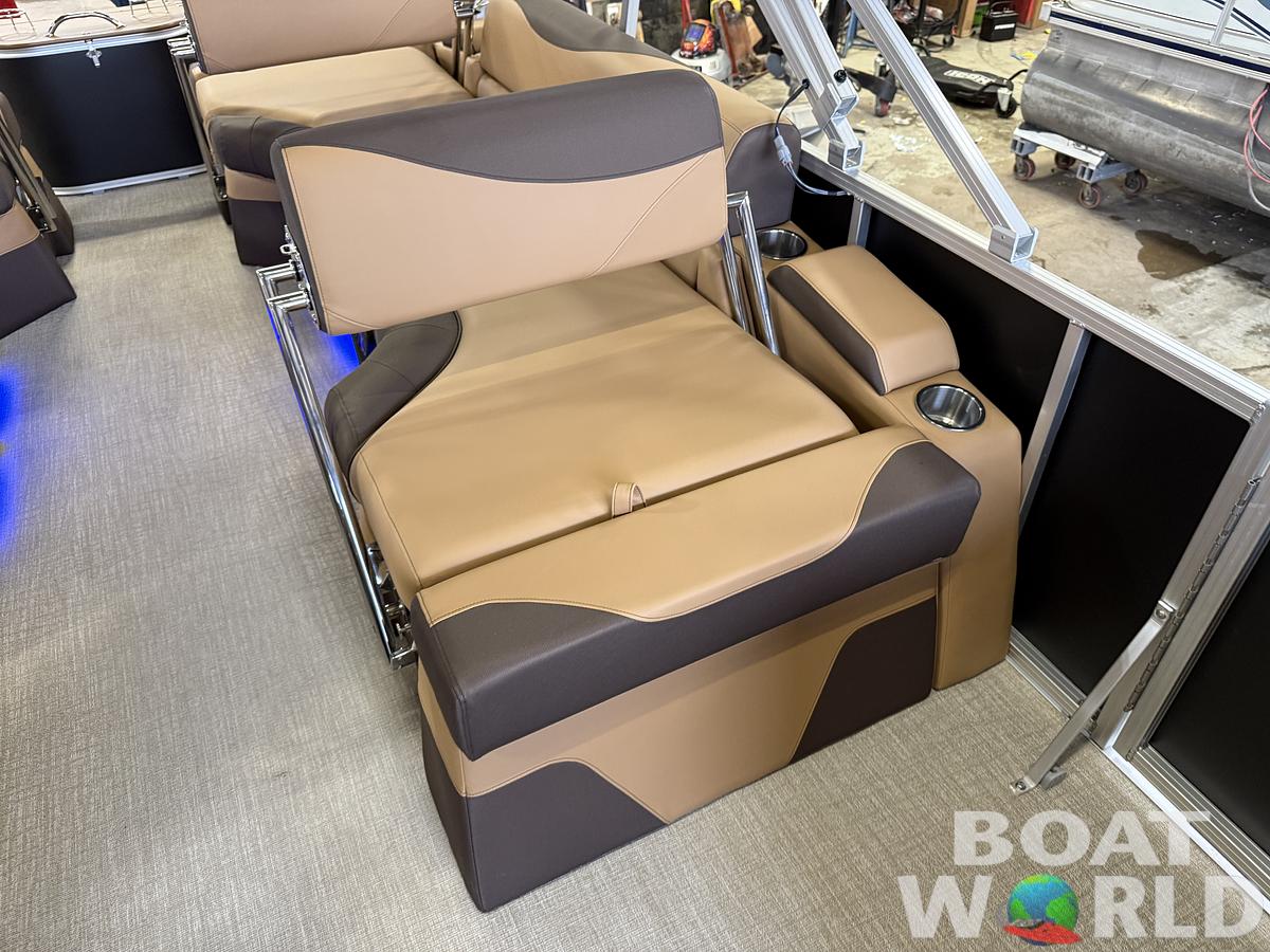 2025 Tahoe Pontoons LTZ 2385 Quad Lounge Shift Flip Tritoon & Honda 4-Stroke EFI