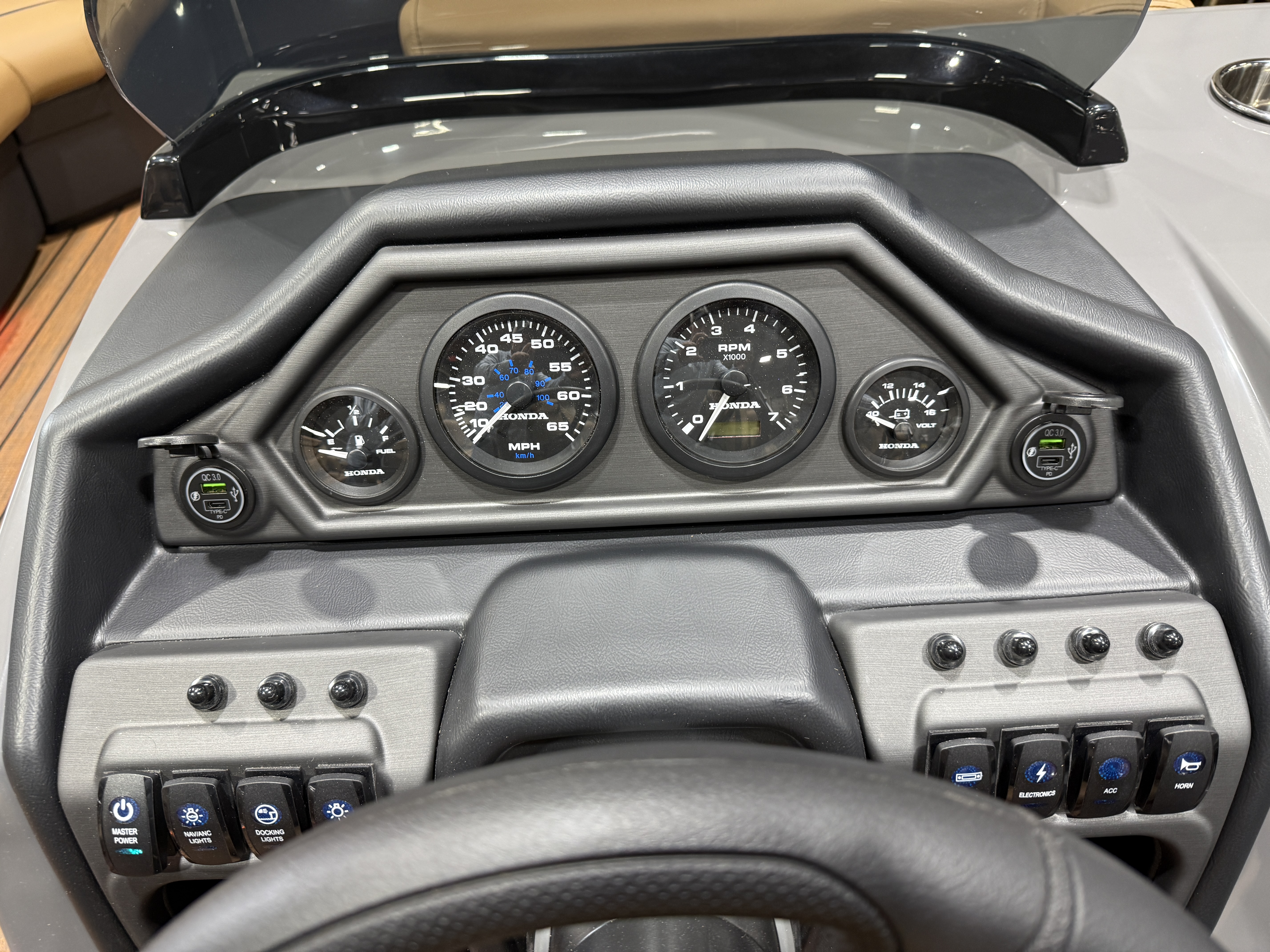 2027 Bentley Legacy 220 QSB Swingback $46995